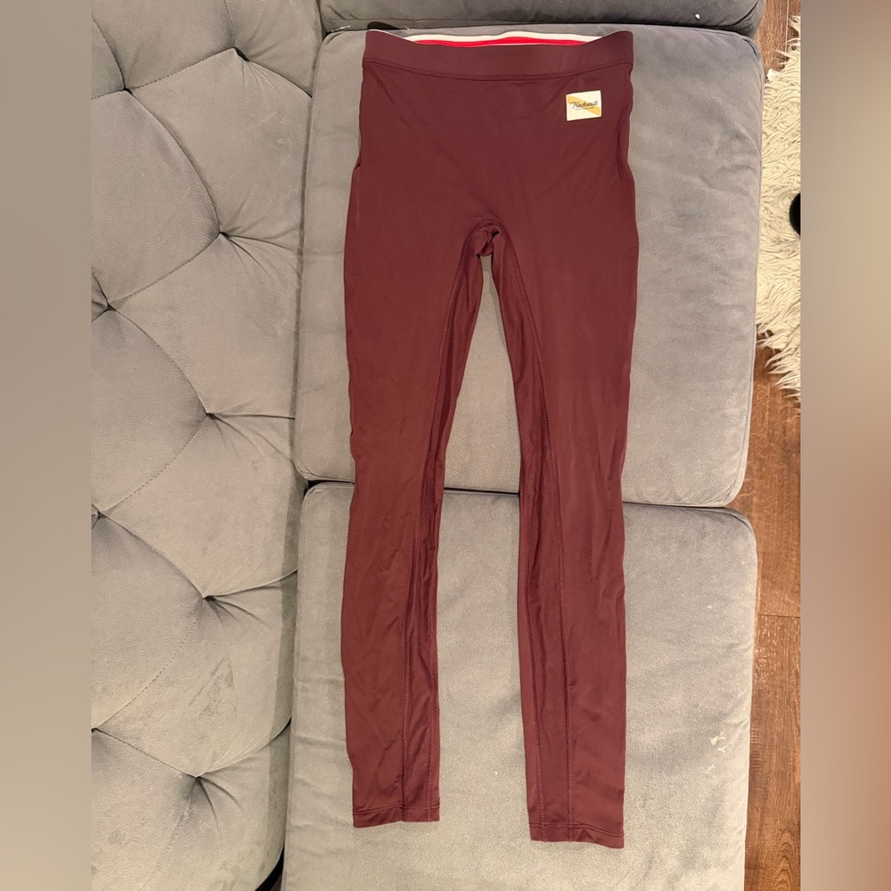 Tracksmith women’s turnover tight